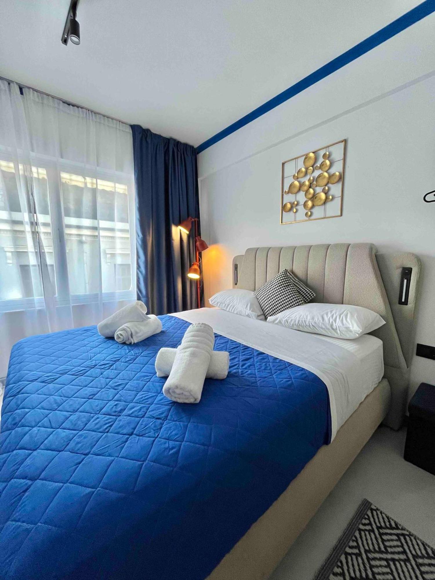 Syntagma Plaka Suite By Zeussuites Афины Экстерьер фото